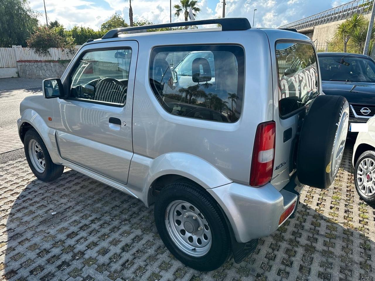 Suzuki Jimny 1.3 Gpl 4x4-2010