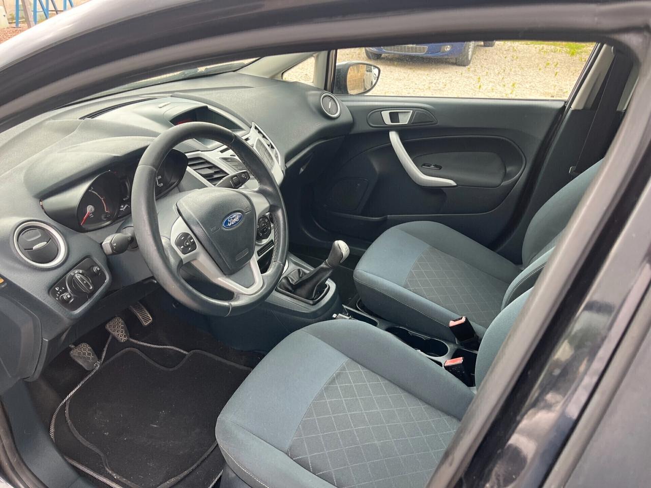 Ford Fiesta 1.6 TDCi 95CV 5 porte TITANIUM KM CERTIFICATI 2012