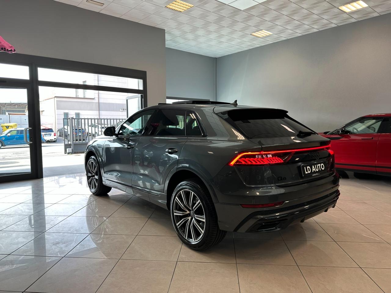 Audi Q8 50 TDI 286 CV quattro tiptronic Sline tetto apribile iva