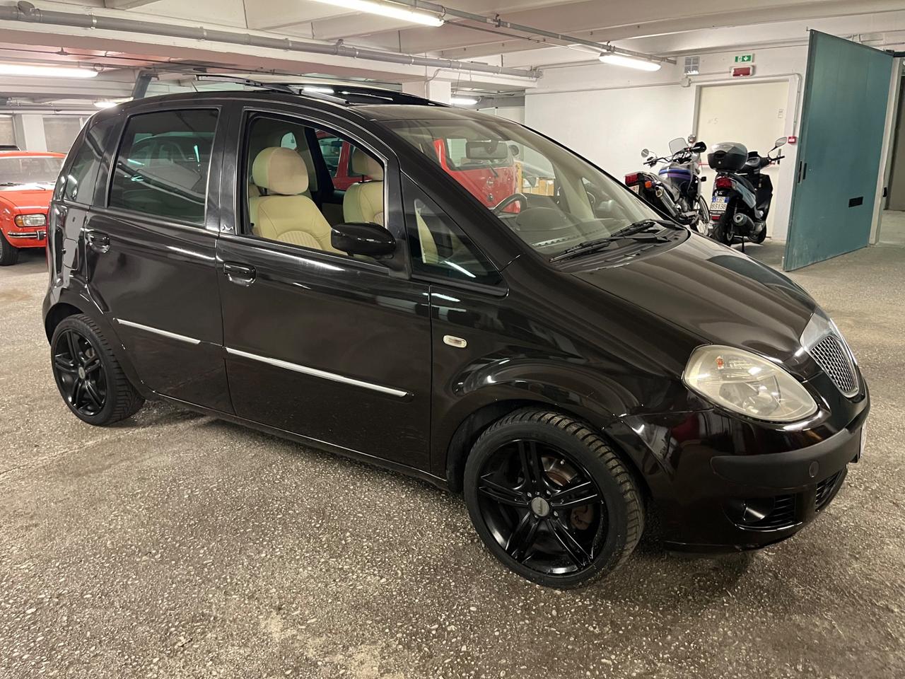 Lancia MUSA 1.4 16V Platino