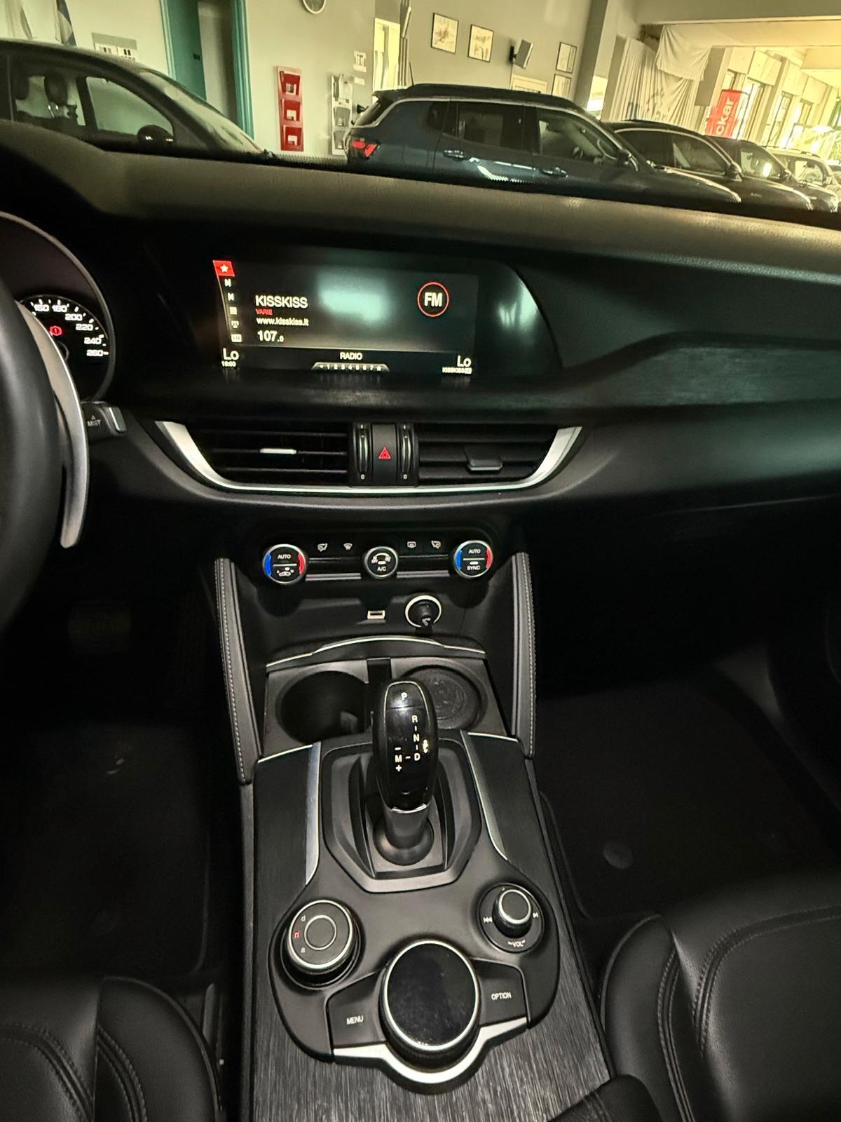 Alfa Romeo Stelvio 2.2 210 CV AT8 Q4 Executive