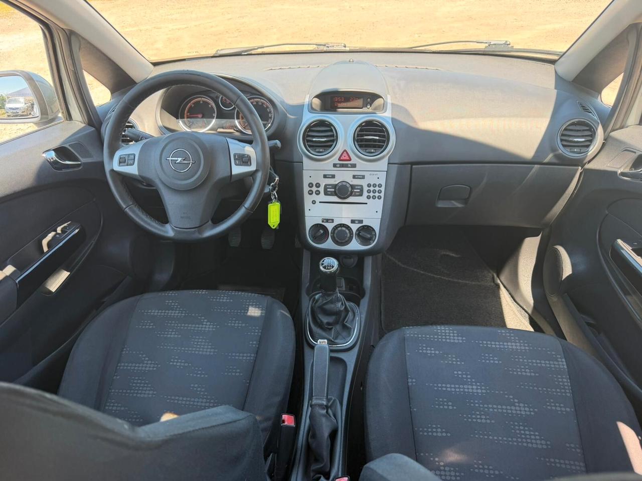 Opel Corsa 1.3 COSMO