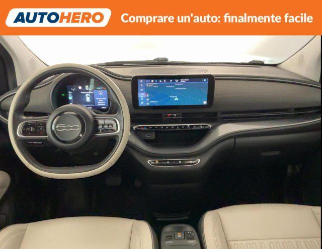 FIAT 500e 3+1 42 kWh La Prima