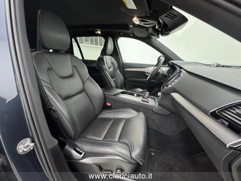 Volvo XC90 B5 (d) AWD automatico 7 posti Ultimate Dark