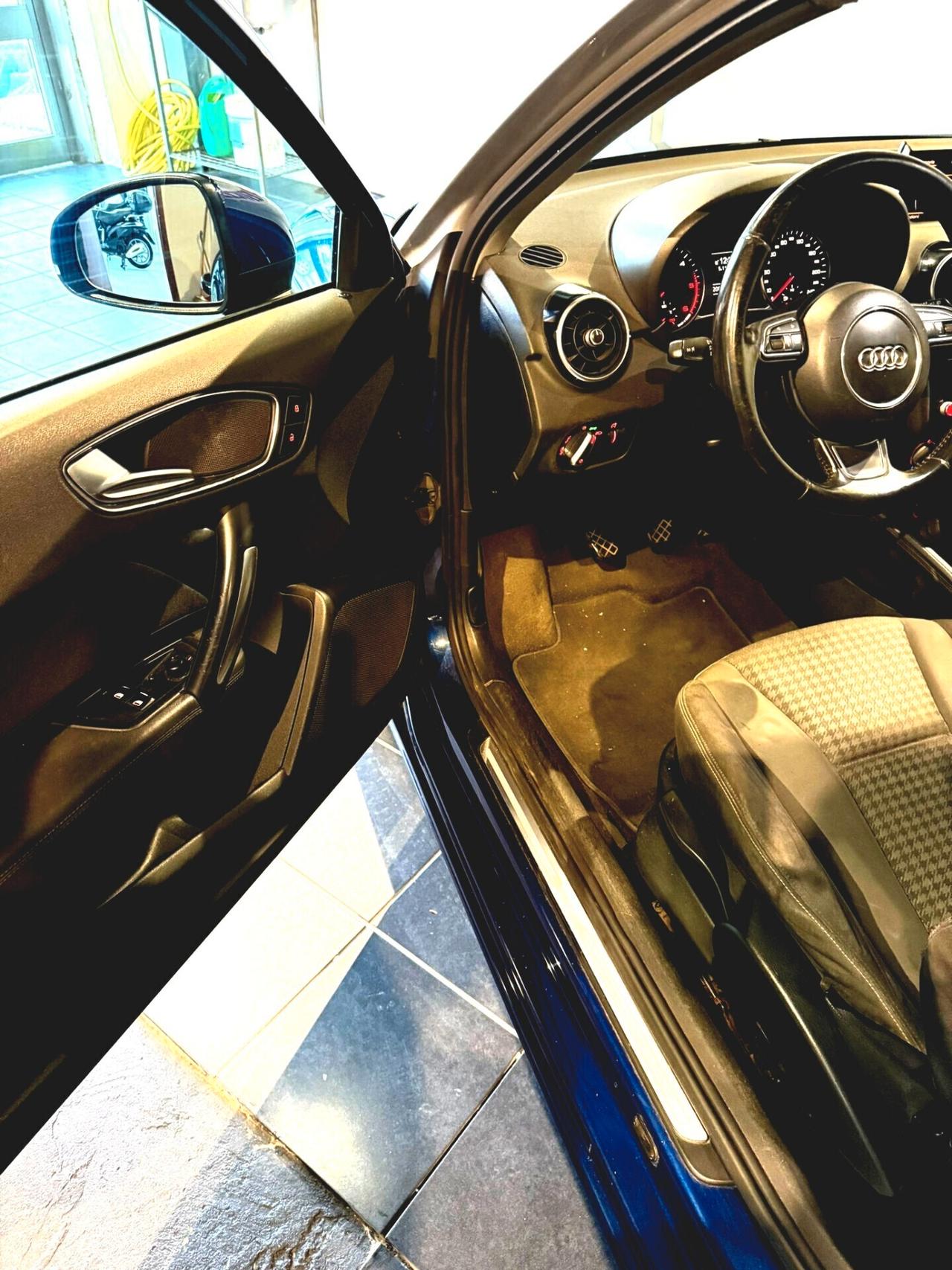 Audi A1 1.6 TDI GARANZIA -PERMUTO - NEOPATENTATI