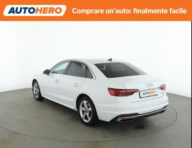 AUDI A4 40 TDI quattro S tronic Business Advanced