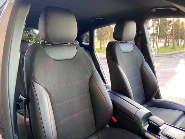 MERCEDES-BENZ GLA 200 d Automatic Premium Amg PACK NIGHT