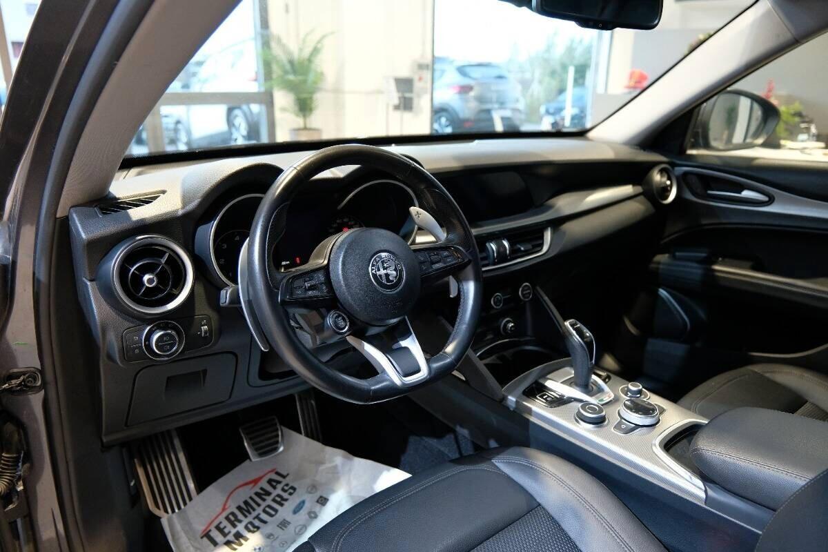 Alfa Romeo Stelvio 2.2 Turbodiesel 190 CV AT8 Q4 Sprint
