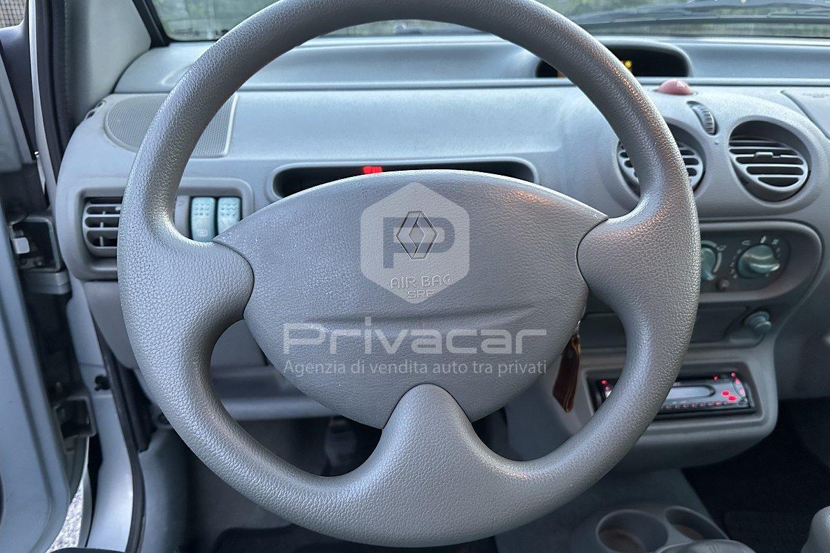 RENAULT Twingo 1.2i cat Ice