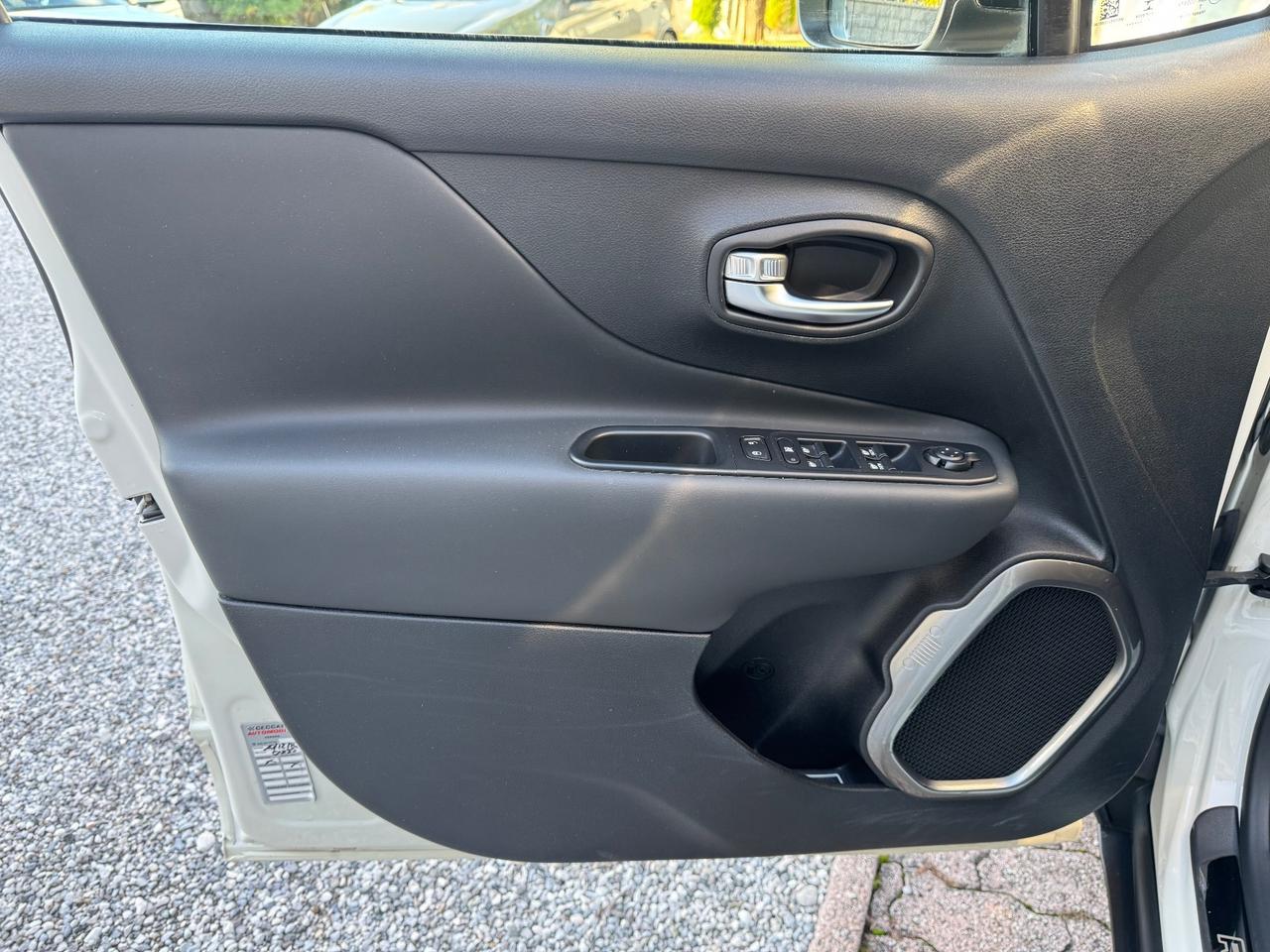 Jeep Renegade 1.0 T3 Limited Night Eagle Pack