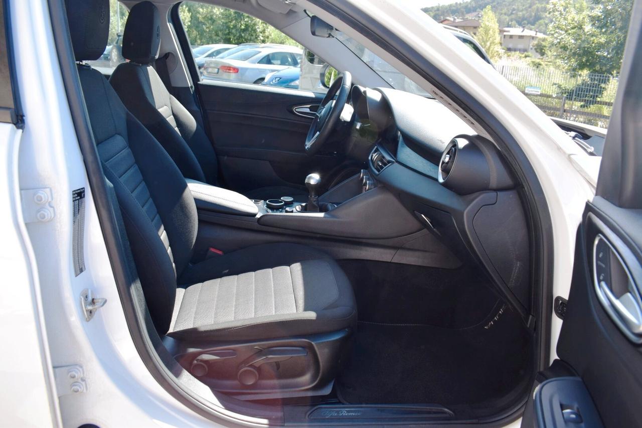 Alfa Romeo Giulia 2.2 Turbodiesel 150 CV
