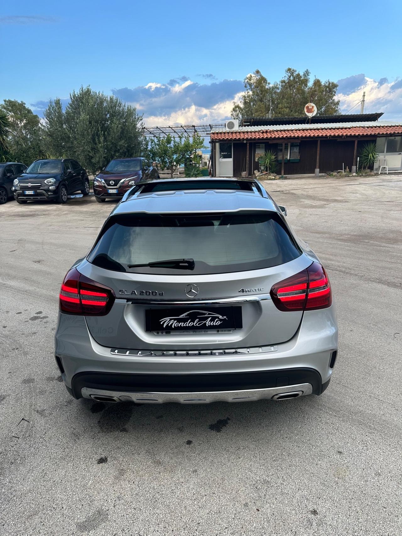 Mercedes-benz GLA 200 d AMG 4Matic Premium tua a 239€