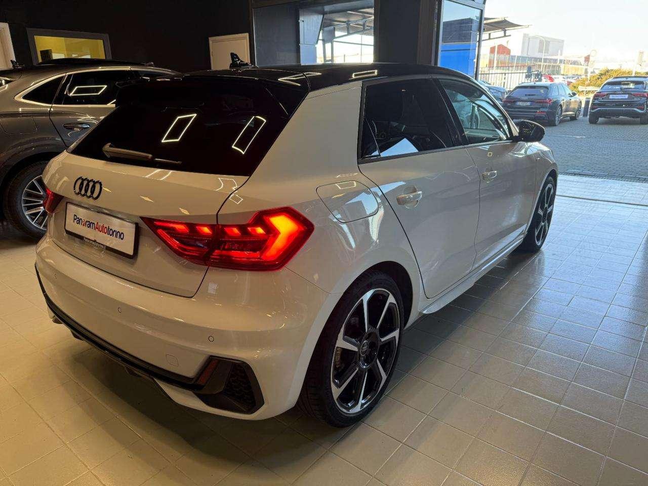 Audi A1 SPB 30 TFSI 116CV Identity Black S-line stronic