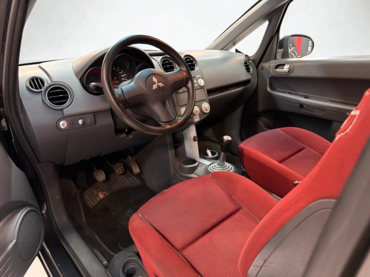 Mitsubishi Colt 1.5 DI-D 3p. CZ3 Invite