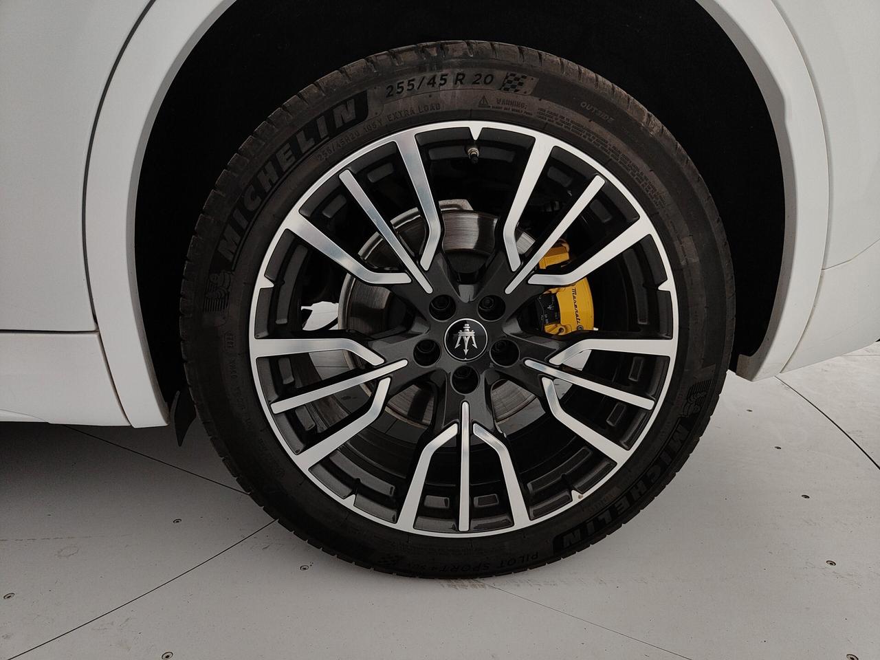 Maserati Grecale MHEV 300 CV AWD GT PrimaSerie