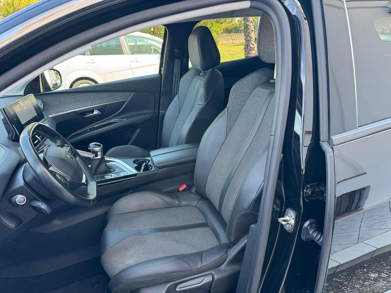 Peugeot 3008 1.5Hdi Allure