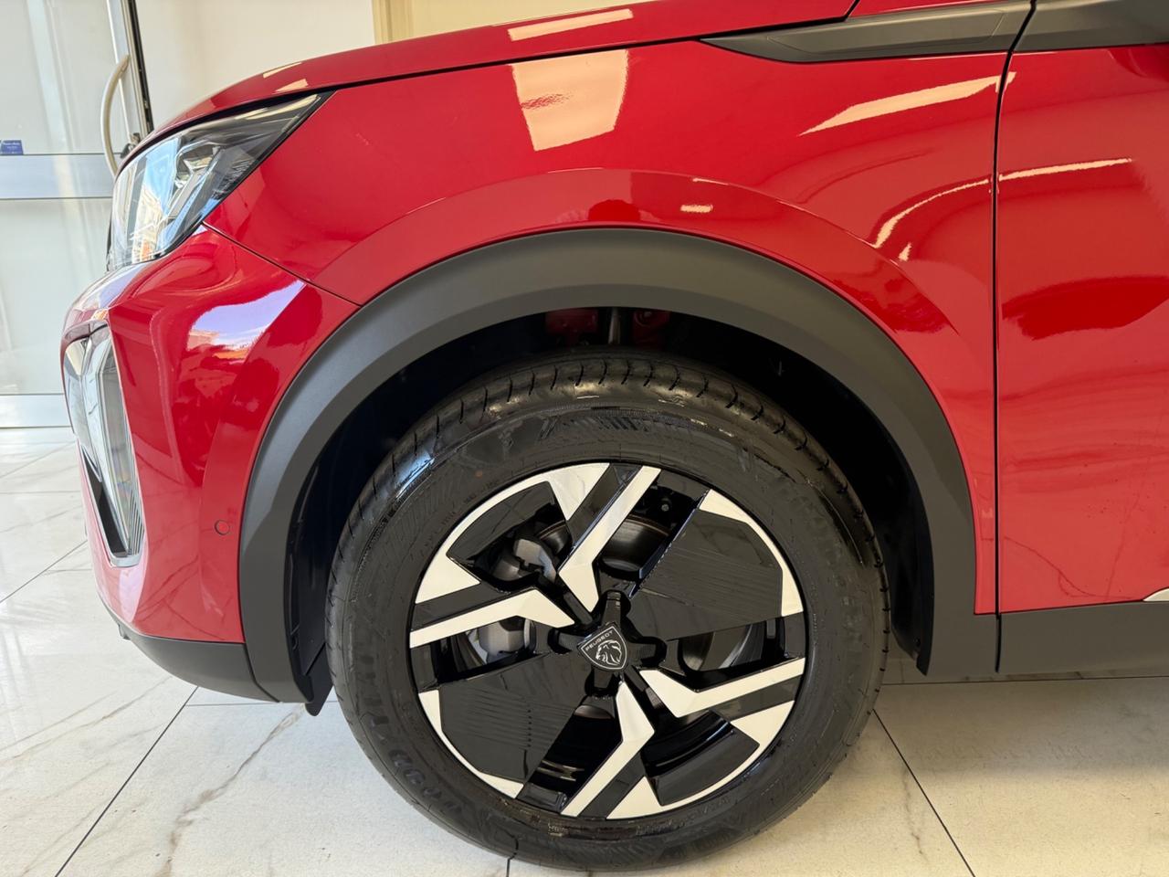 Peugeot 2008 PureTech 100 S&S Allure