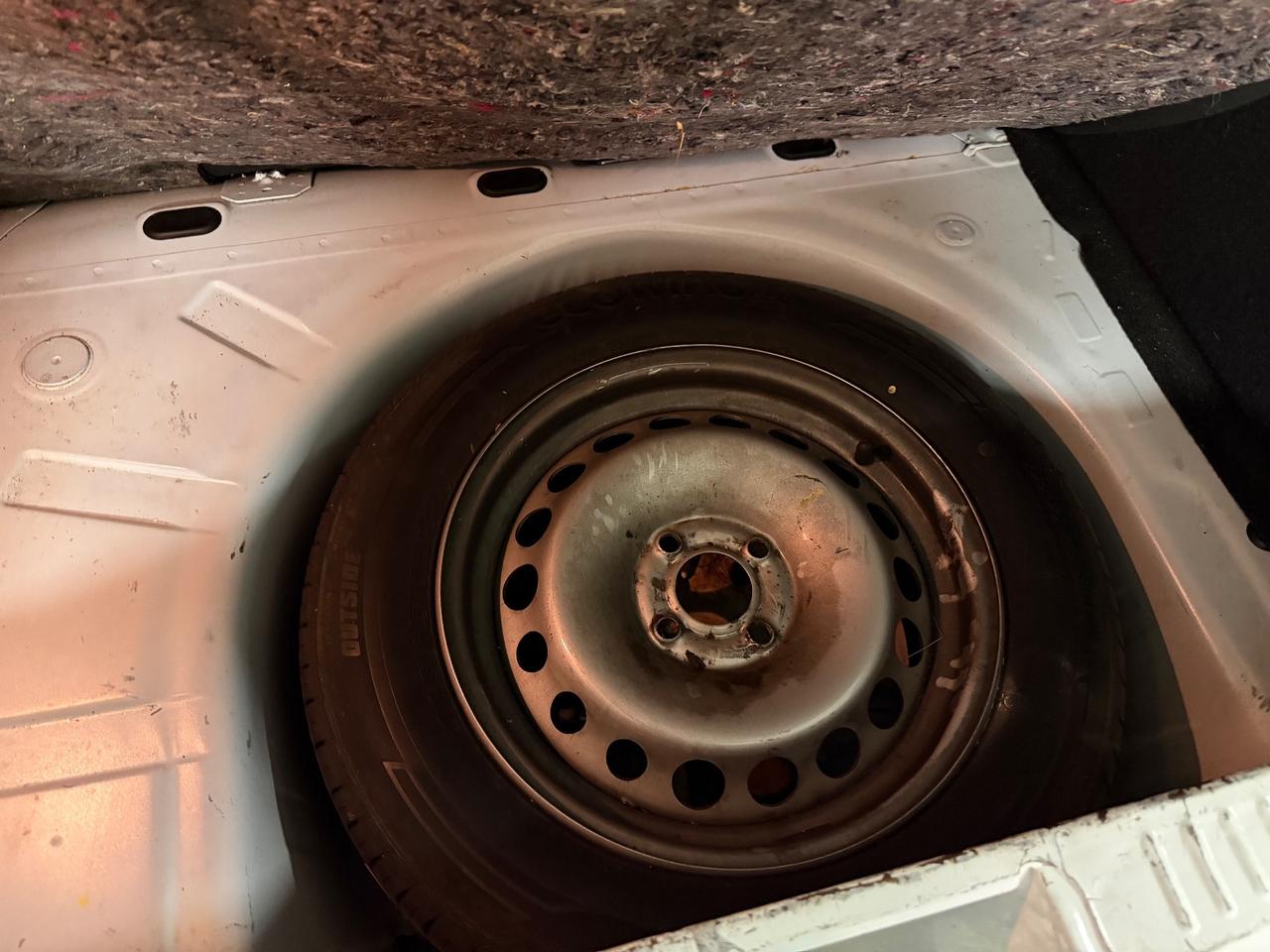 Dacia Sandero Stepway 1.6 12V 90CV Prestige