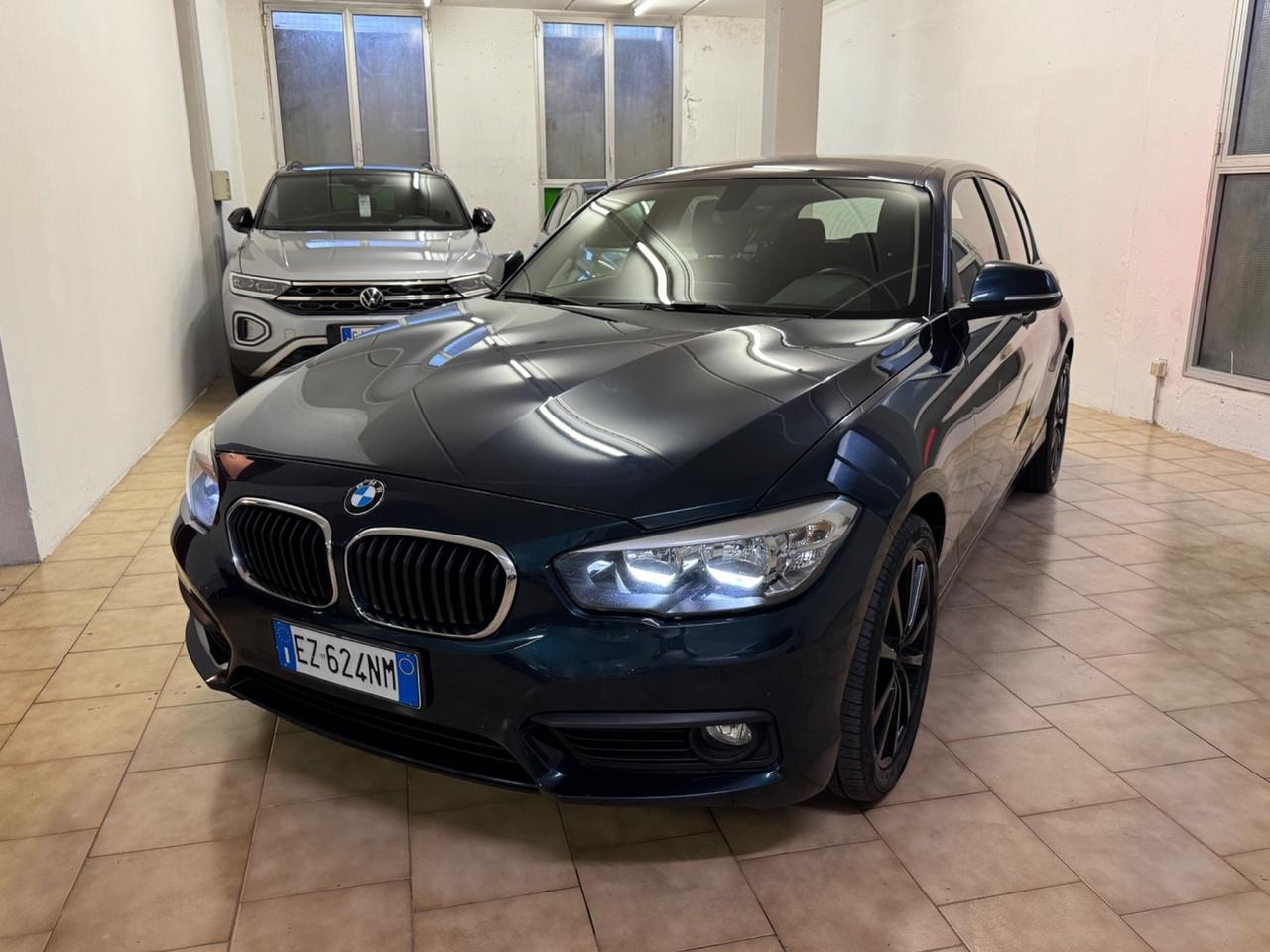 Bmw 118d xDrive 5p. Urban