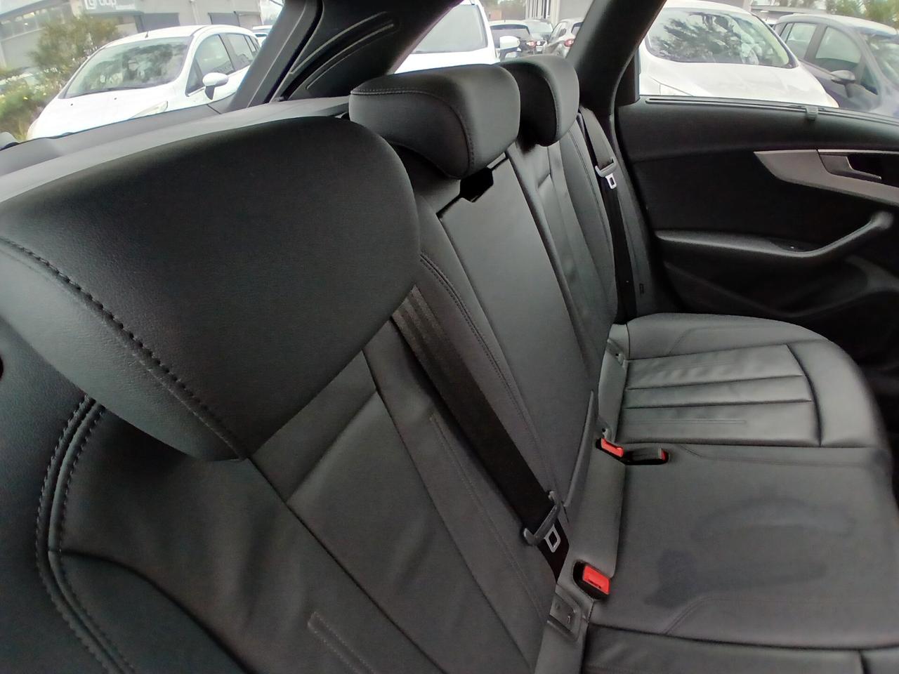 Audi A4 Avant 40 TDI quattro S tronic Business