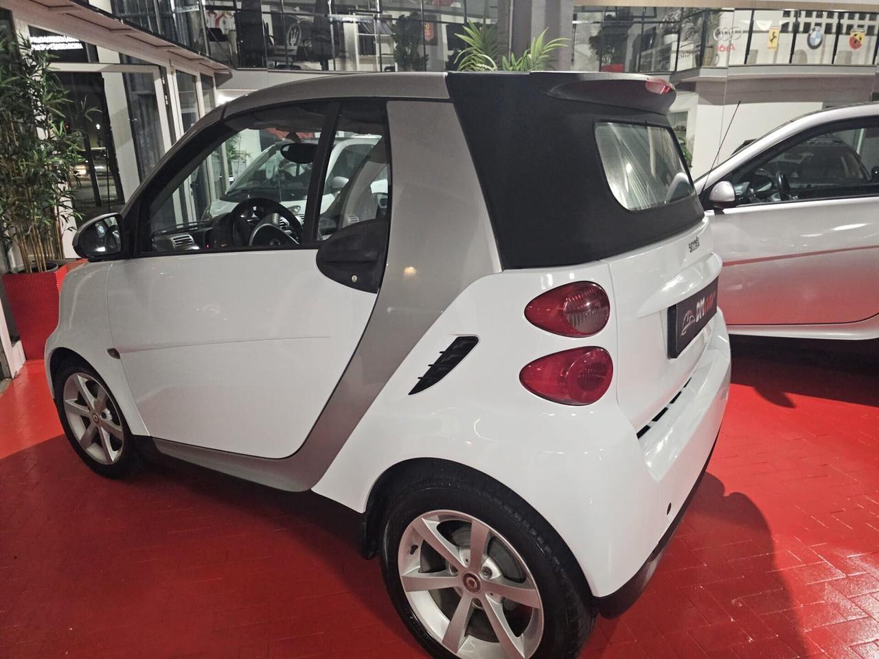 SMART PASSION FORTWO CABRIO 1000 MHD 71CV ETTO OK NEOPATENTATI CAMBIO AUTOMATICO PALETTE AL VOLANTE