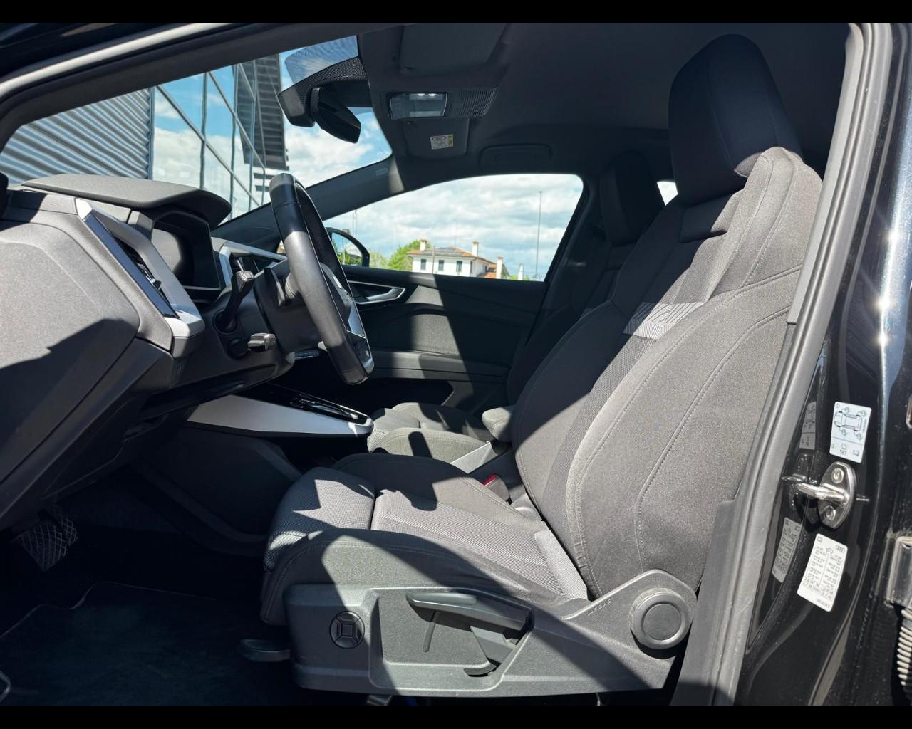 AUDI Q4 SPORTBACK E-TRON 40 BUSINESS