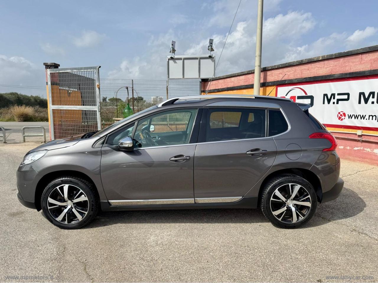 PEUGEOT 2008 ALLURE 1.2 PURETECH 110CV TURBO UNICOPROPRIETARIO