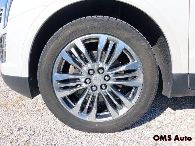 CADILLAC XT5 3.6L V6 AWD AT Premium