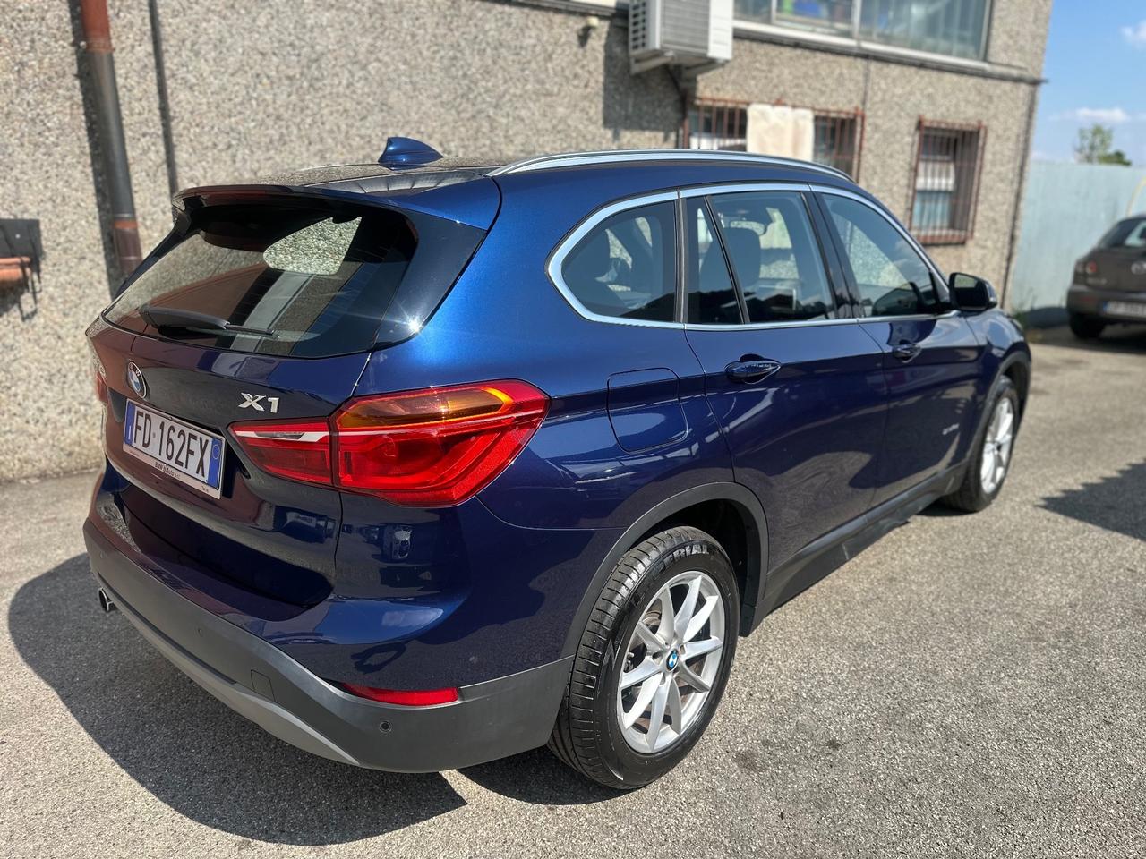 Bmw X1 sDrive18d Advantage