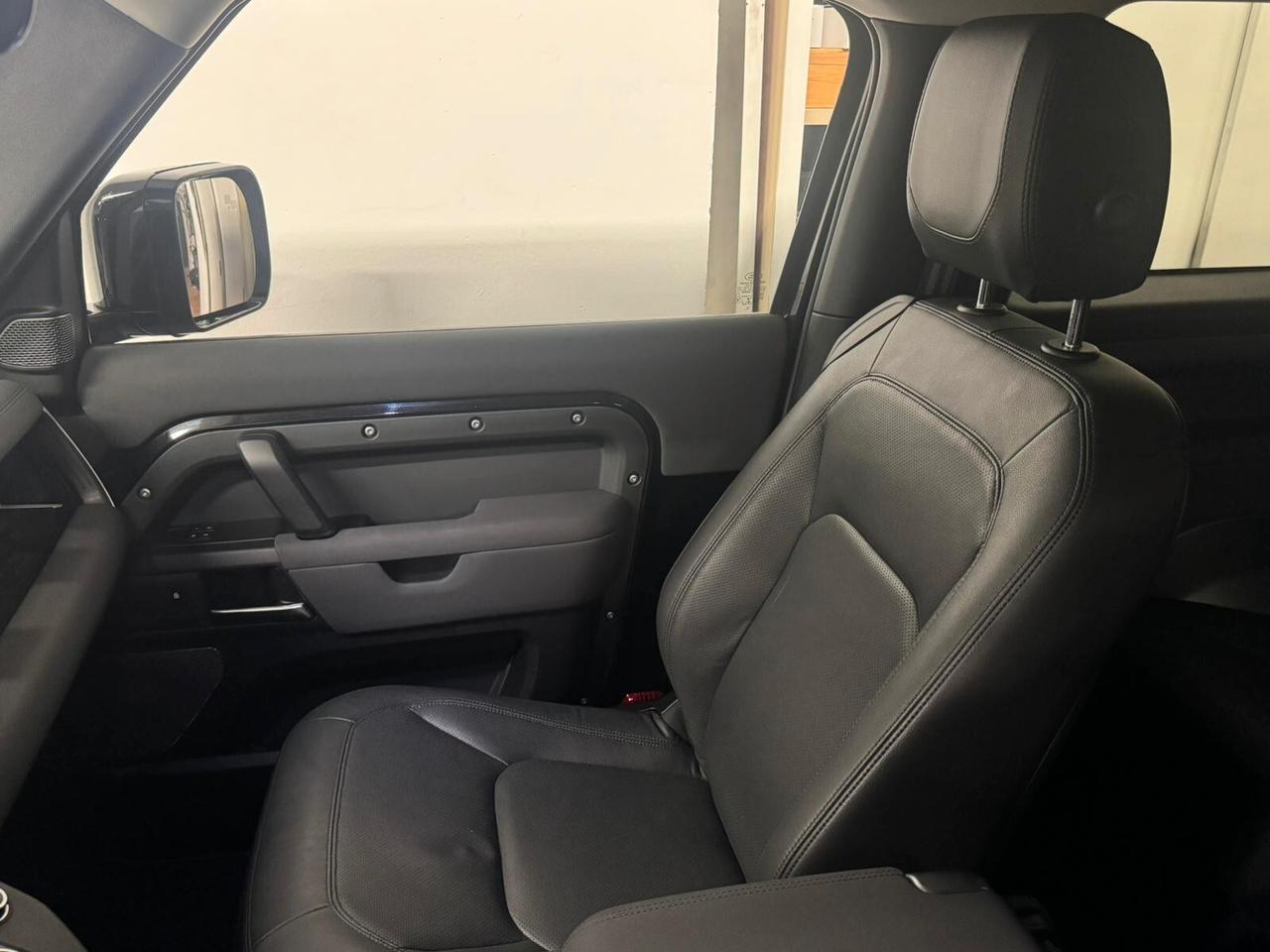 Land Rover Defender 90 3.0D I6 200 CV AWD Auto SE