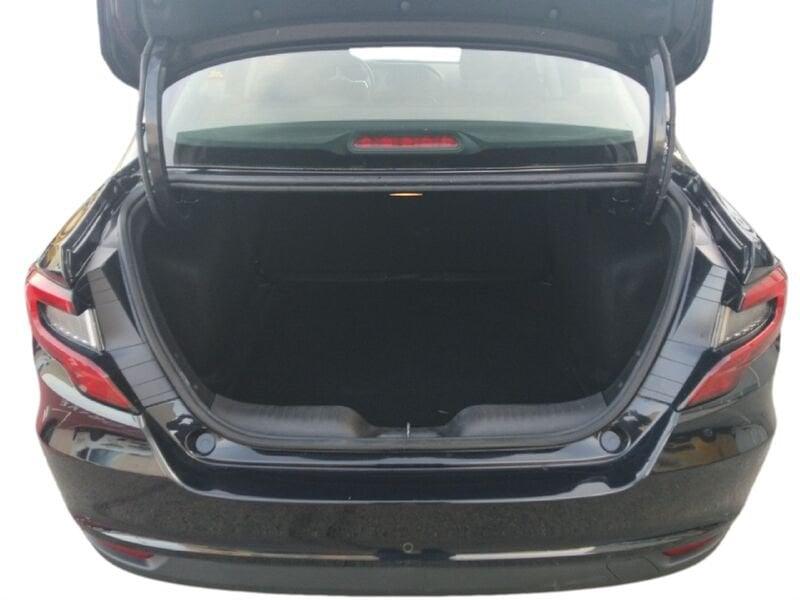 FIAT Tipo Sedan 1.6 130cv Ds SedanTipo