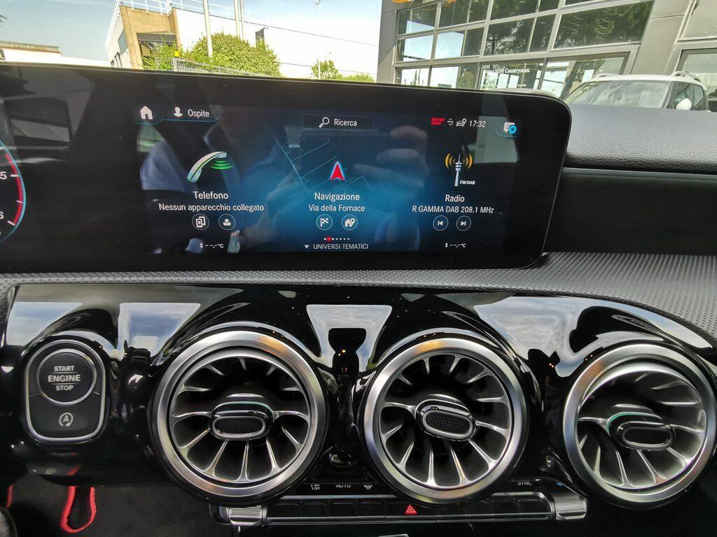 Mercedes Classe A 180 180 D Premium 8G-DCT