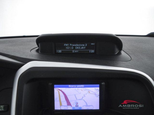 VOLVO XC60 2.4 D 175 CV FWD Momentum - PER OPERATORI DEL SETT