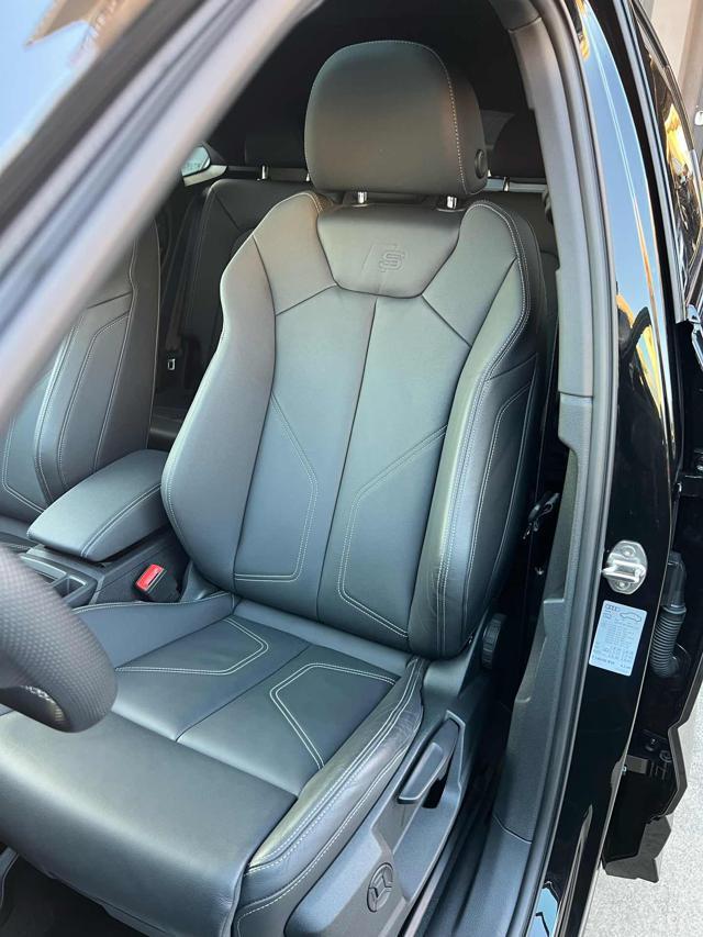 AUDI Q3 SPB 40 TDI quattro S line Tetto Identity Black