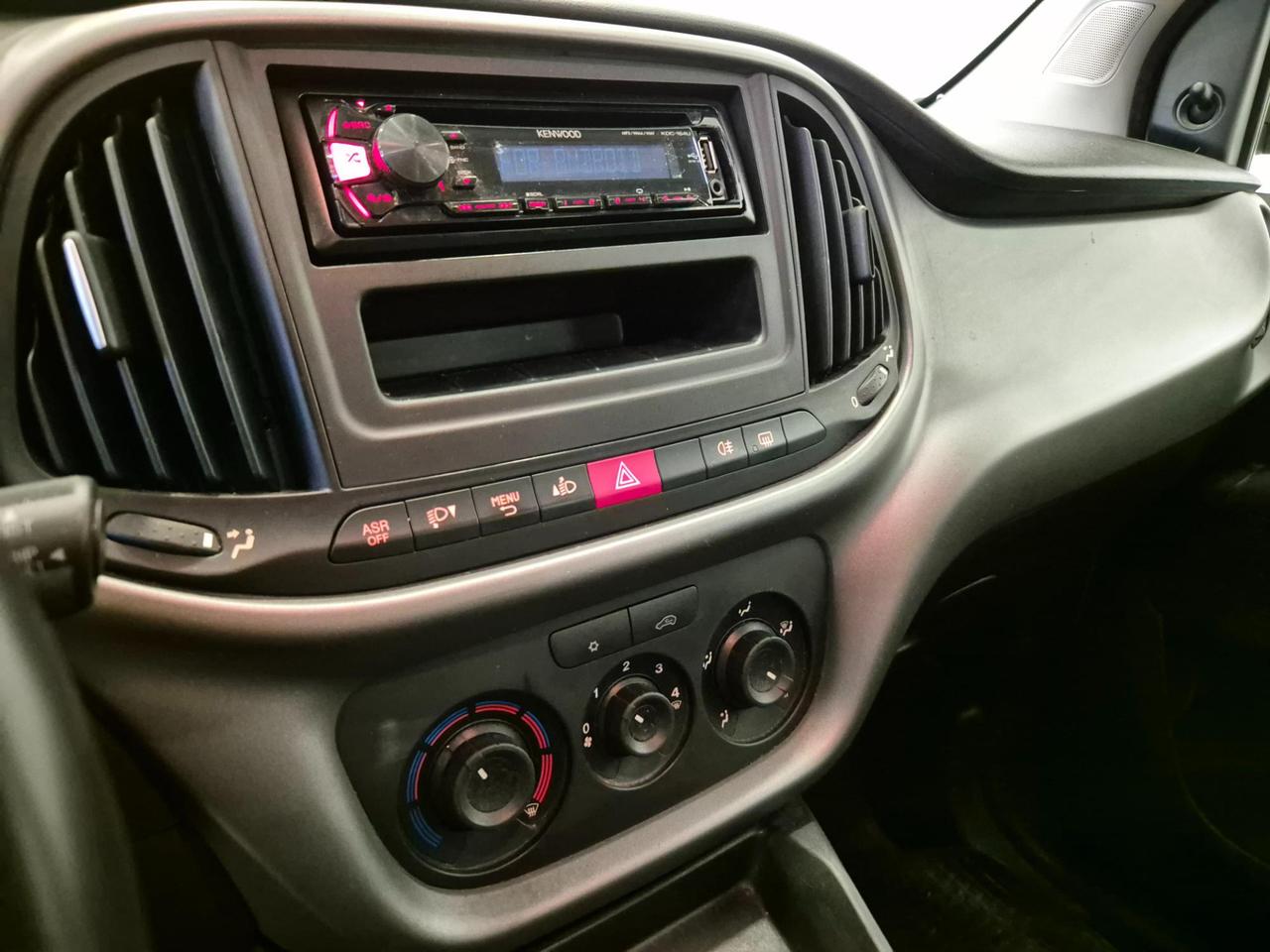 Fiat Doblo 1.4 16v Pop 95cv -NEOPATENTATI - UNIPROPRIETARIO - Sens. Park.