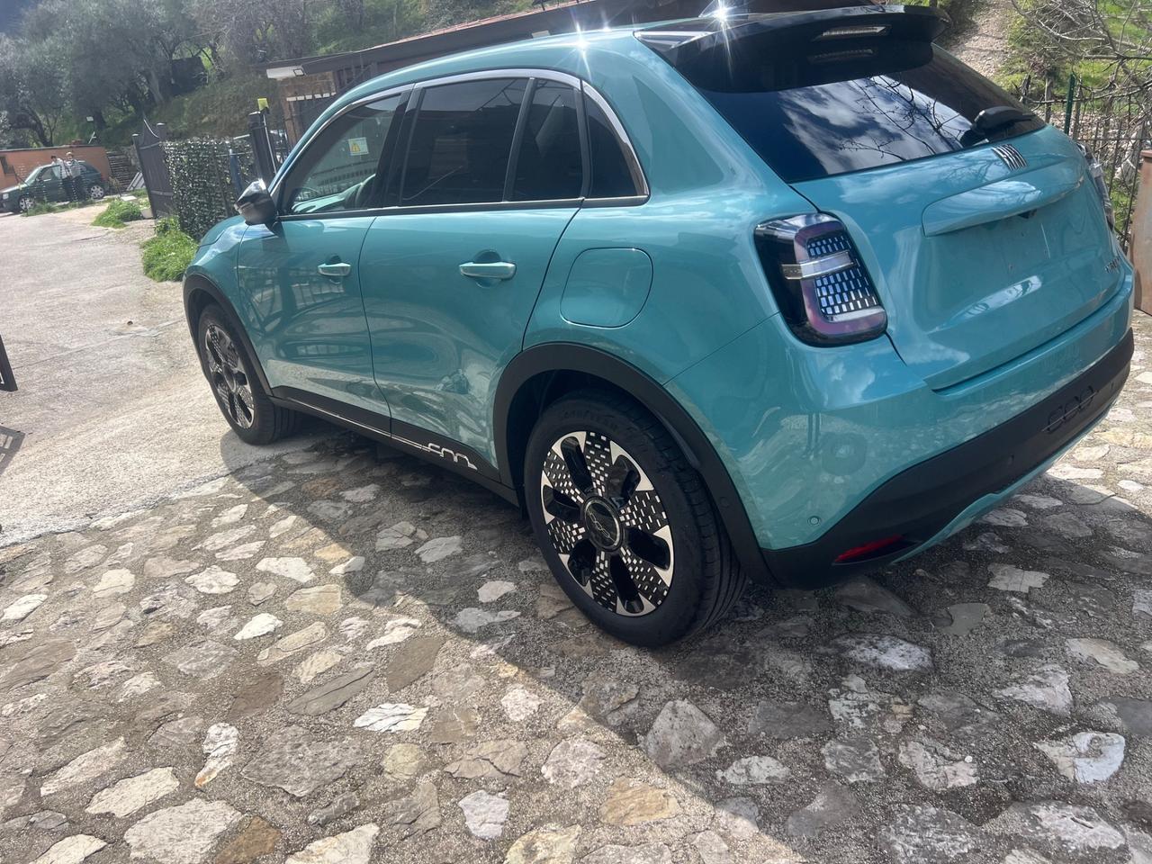 Fiat 600 Hybrid 100 cv CV DCT MHEV La Prima kmo