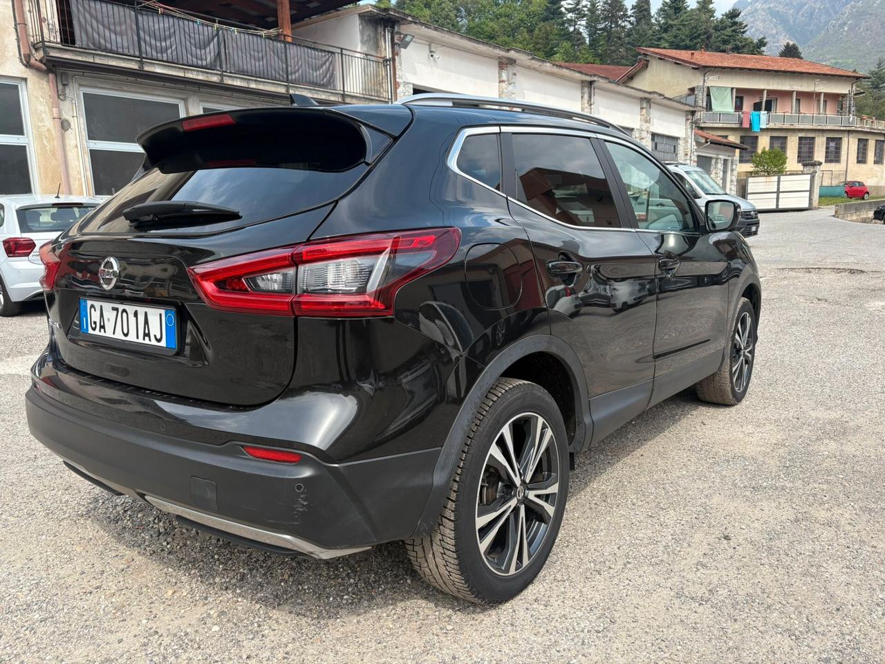 Nissan Qashqai 1.5 Business cambio aut.