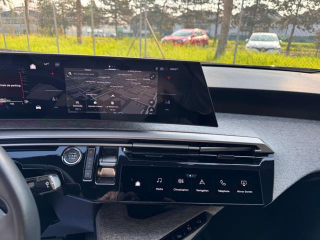 PEUGEOT 3008 Hybrid 136CV e-DCS6 Allure NAVI+RETR.