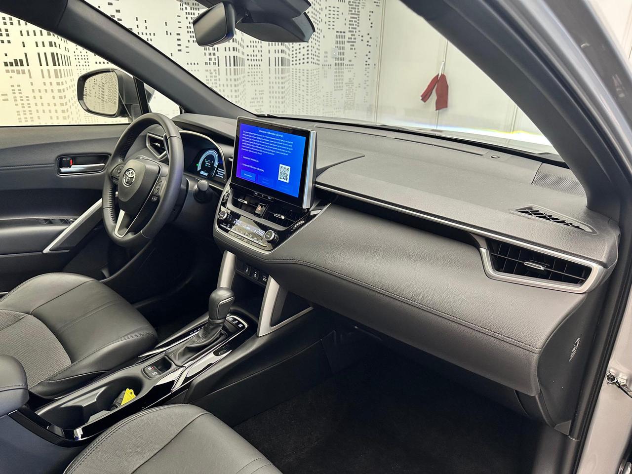 Toyota Corolla Cross 2.0h Lounge Light 2wd 197cv