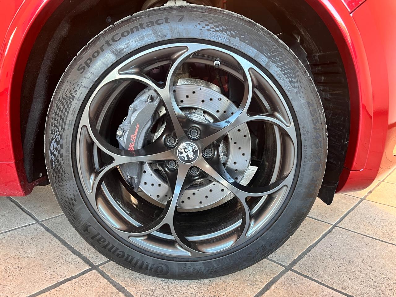 Alfa Romeo Stelvio 2.9 Bi-Turbo V6 510 CV AT8 Quadrifoglio