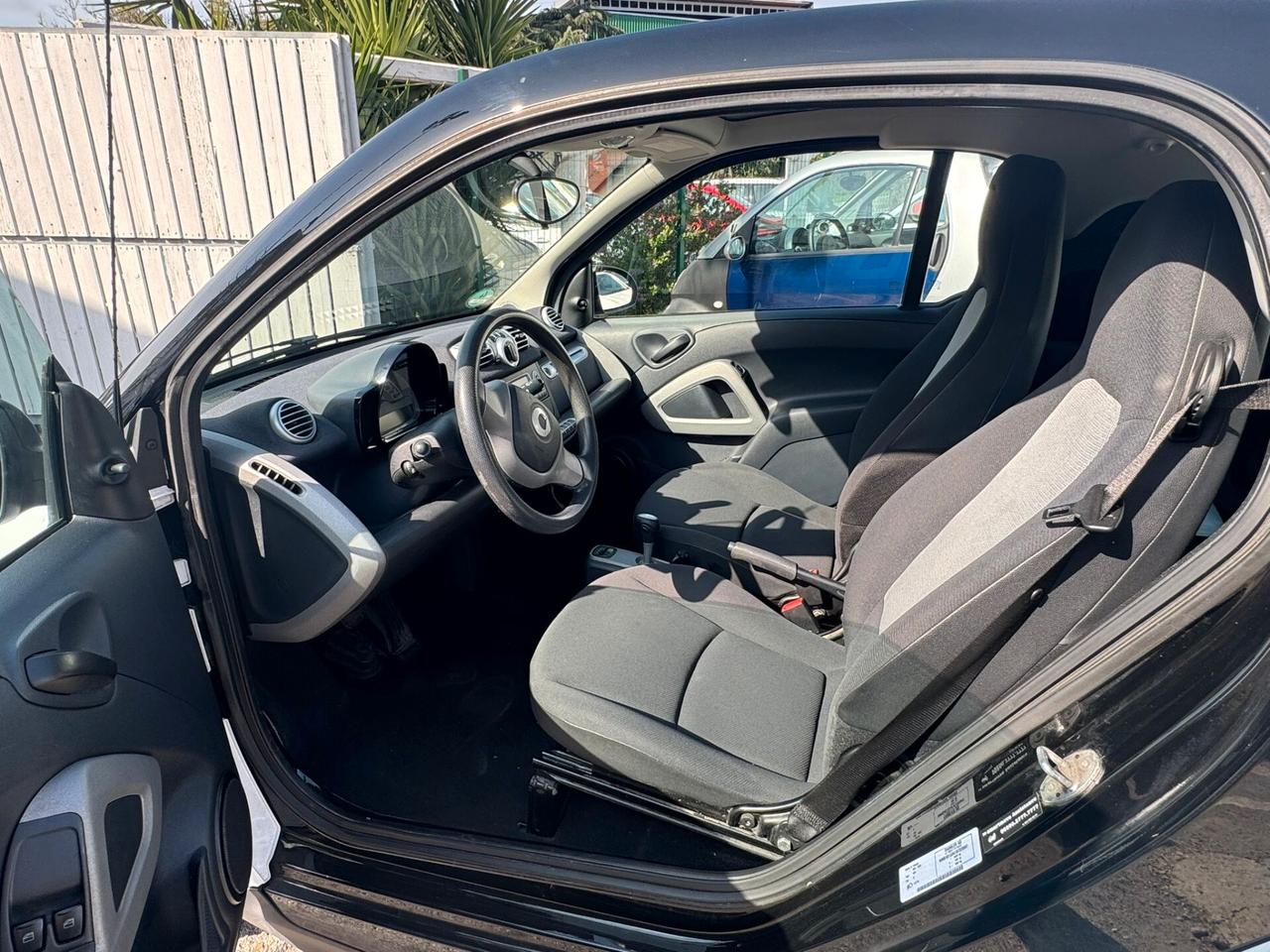 Smart ForTwo 1000 52 kW MHD coupé pure