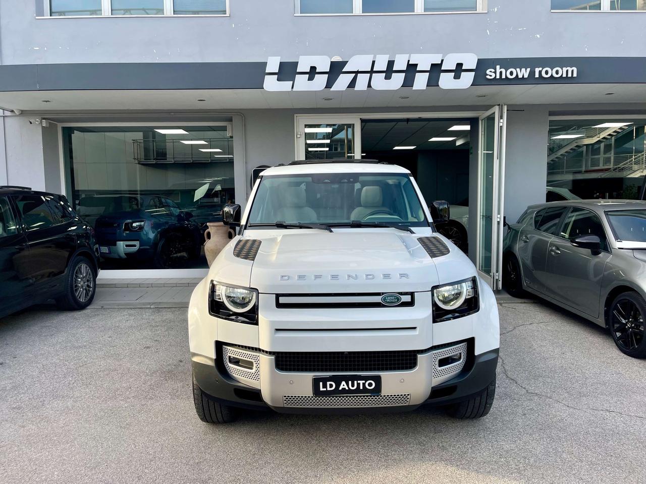 Land Rover Defender Defender 110 3.0d HSE 250cv TETTO/ GANCIO TRAIN0