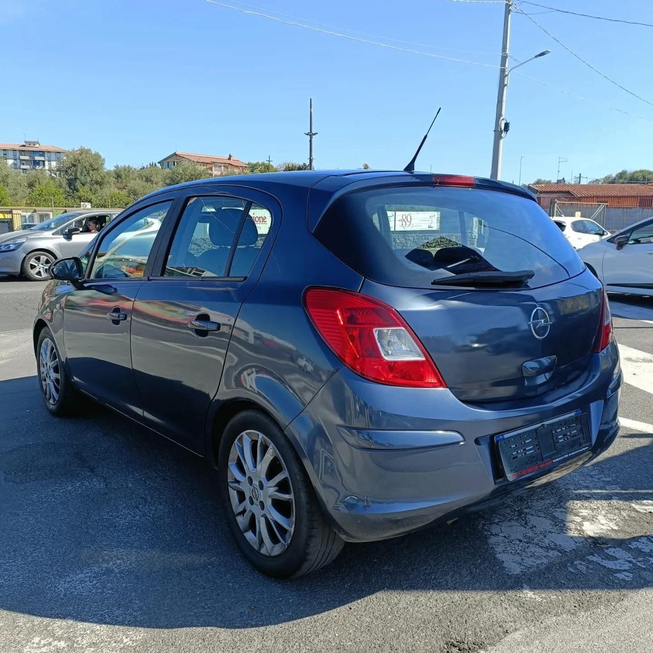 Opel Corsa 1.2 5 porte Easytronic Enjoy