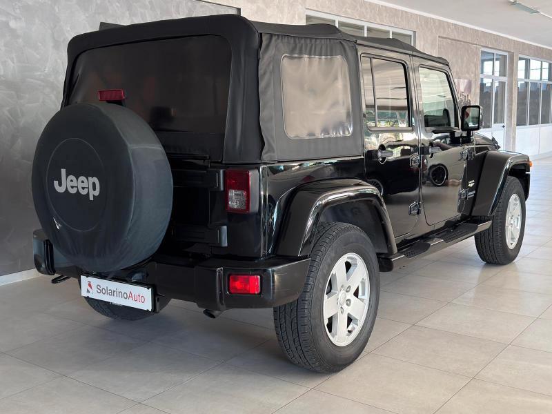 Jeep Wrangler Unlimited 3.8L Sahara auto