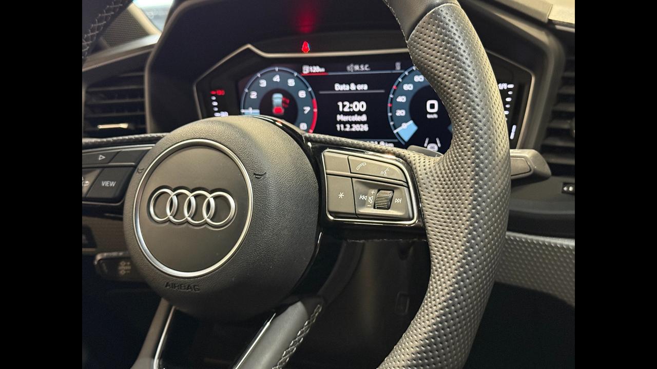 AUDI A1 II 2019 Sportback - A1 Sportback 30 1.0 tfsi S Line Edition 116cv s-tronic