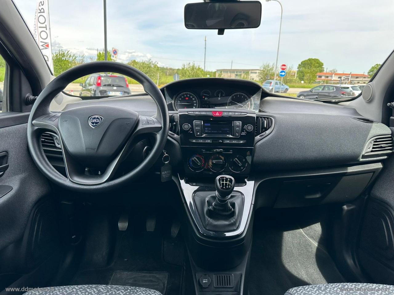 LANCIA Ypsilon 1.0 FireFly 5p.S&S Hybrid Silver *NEOPATENTATI*