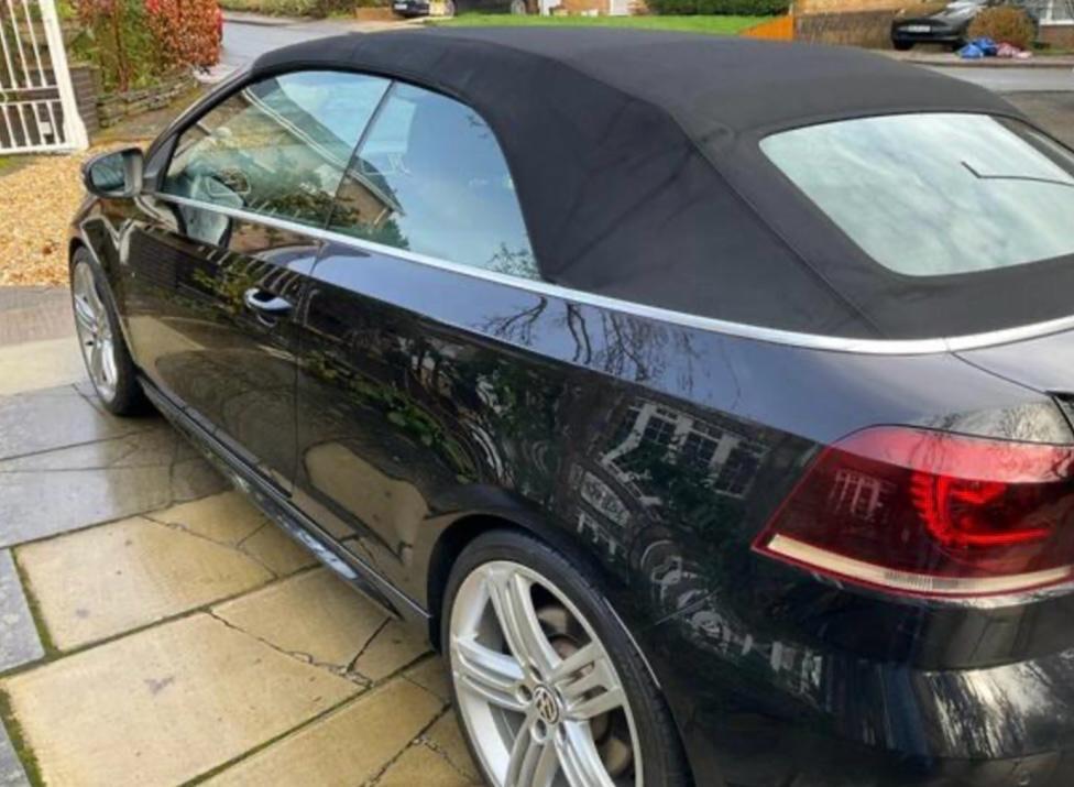 Volkswagen Golf R Cabrio - 320 CV omologati