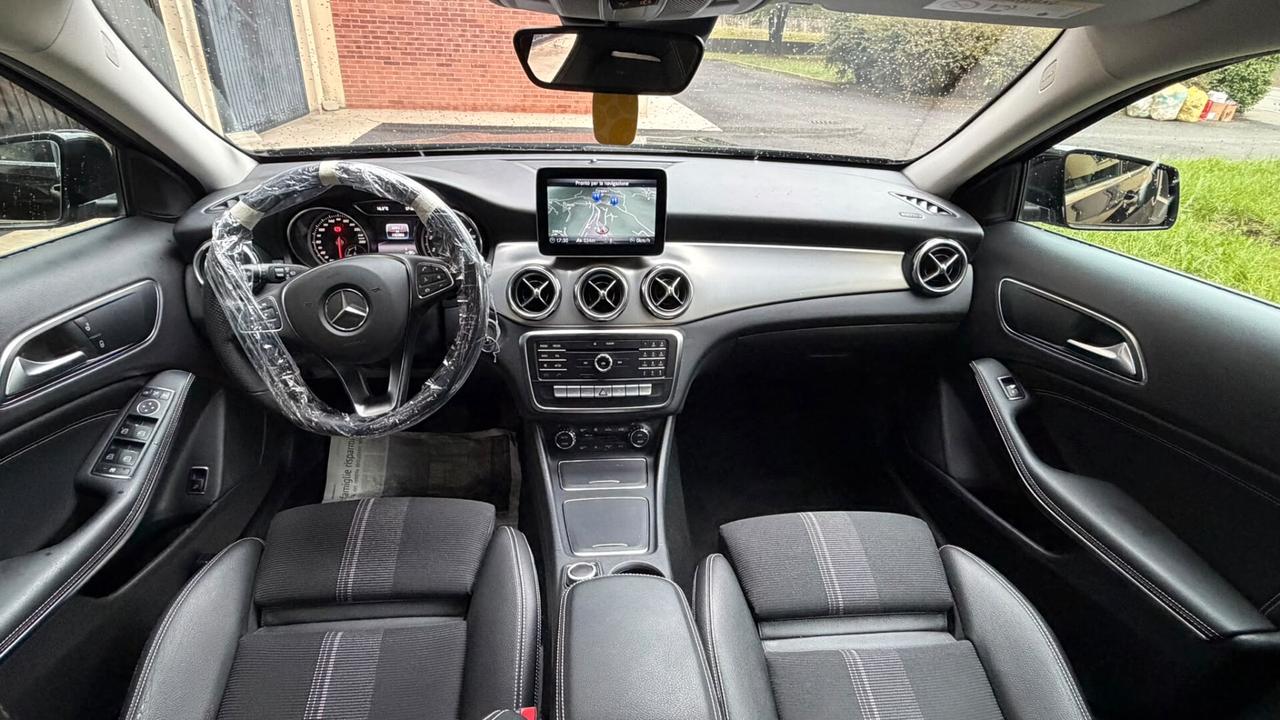 Mercedes-benz CLA 180 d Automatic Premium