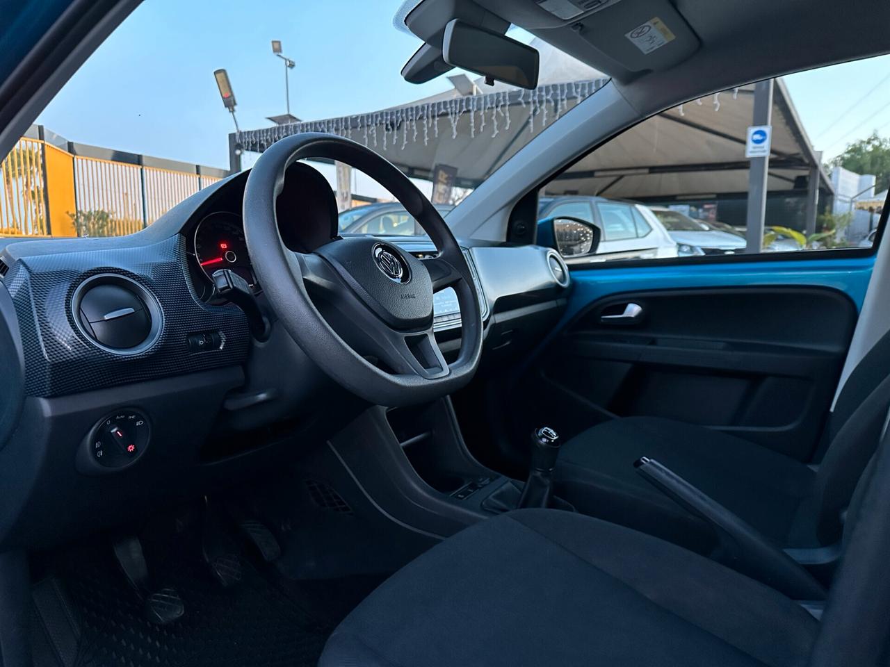 VOLKSWAGEN up! 1.0 5p. move up!