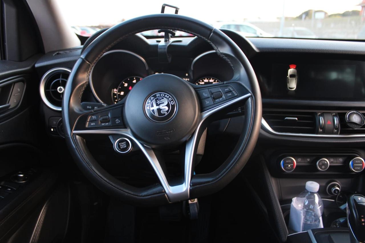 Alfa Romeo Stelvio Tua A SOLI 292€ al mese Anticipo Zero
